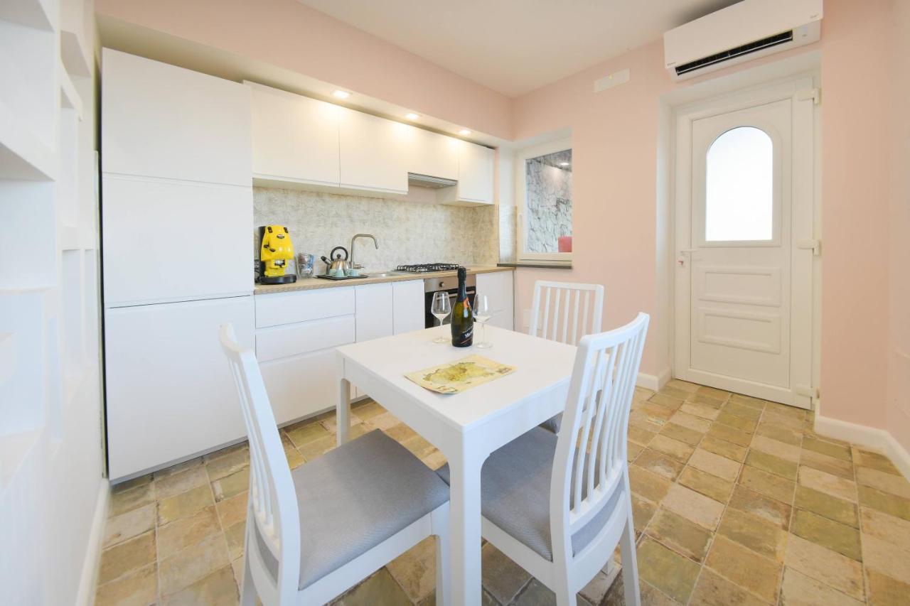 Belgodere Di Mezzavia Apartments ラッコ・アメーノ エクステリア 写真